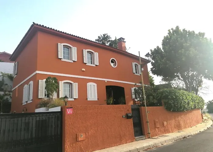 Lemmon Tree Апартаменты